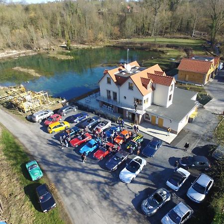 Bed and Breakfast La Cascade Estree-Wamin Экстерьер фото